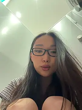 trytomakememoam webcam