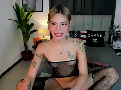SiennaBlair webcam