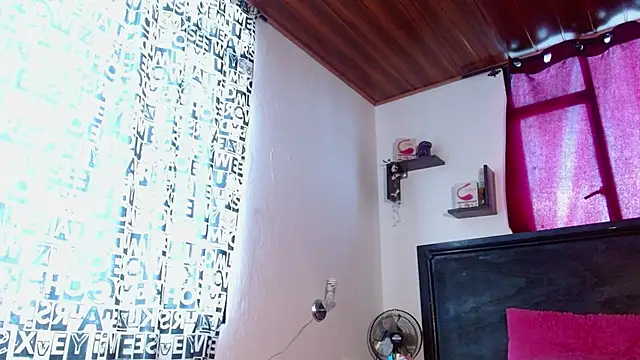 DULCE_ZOE webcam