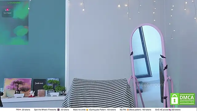 sweetuniporn webcam