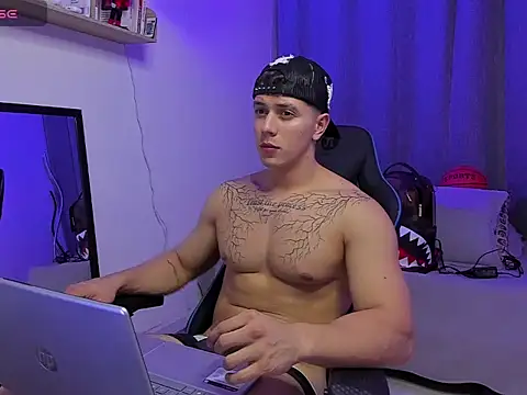 ASHTON_HILS webcam
