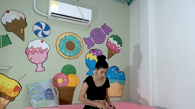 skinnykattylush19 webcam