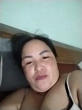 Naaya8109 webcam