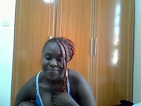 kaya_bear webcam