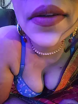 callmeshreya webcam