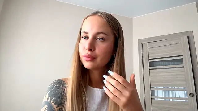 Micky_blush webcam