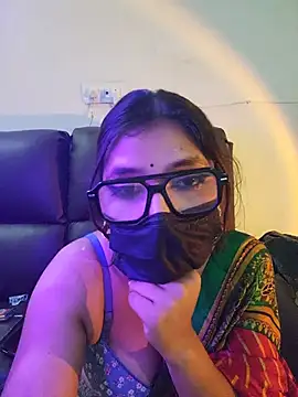 callmeshreya webcam