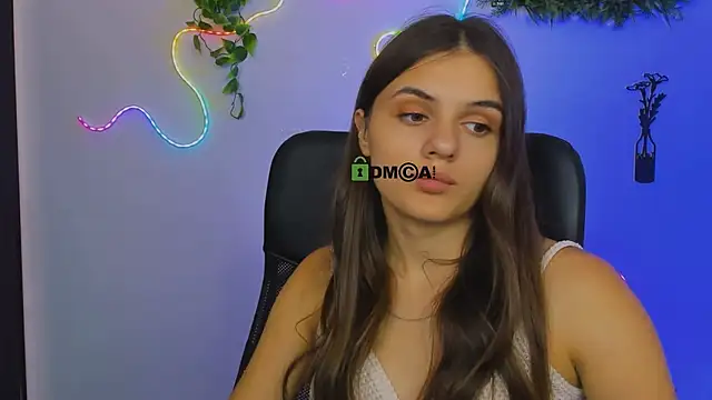 lisa_dark_ webcam