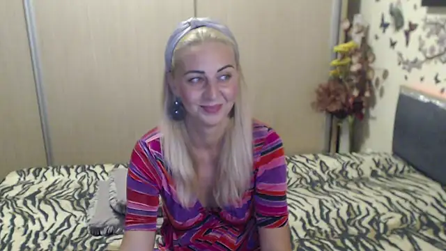 MirabelaSweet webcam
