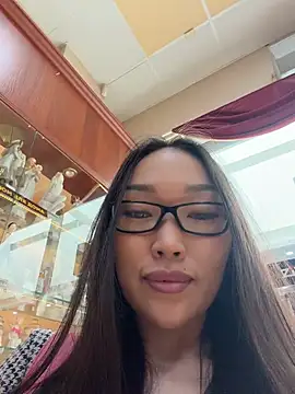 trytomakememoam webcam