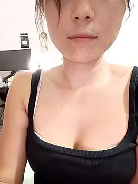 Linda-yiyi webcam