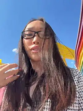 trytomakememoam webcam