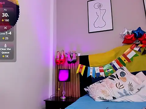 Pauline_Fox webcam