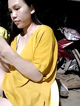 MiuMiu-Babyy webcam