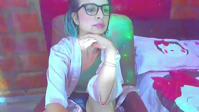 BrianaGarner webcam
