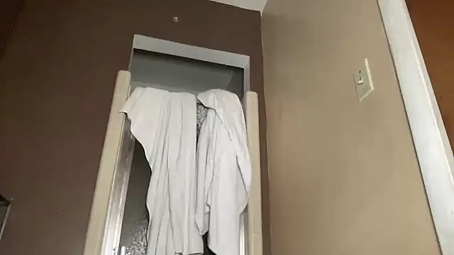 blackforsquirt@xh webcam