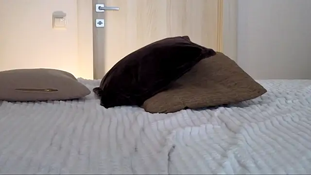 BlushingAngelita webcam