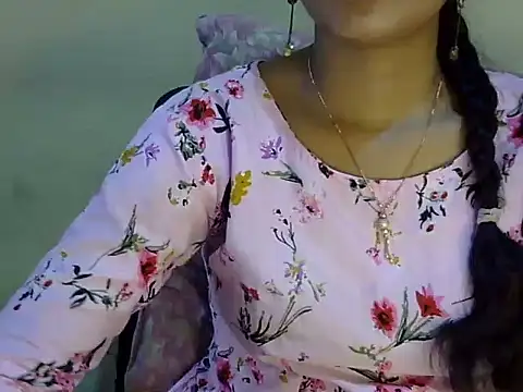 Shab_M live cam on StripChat
