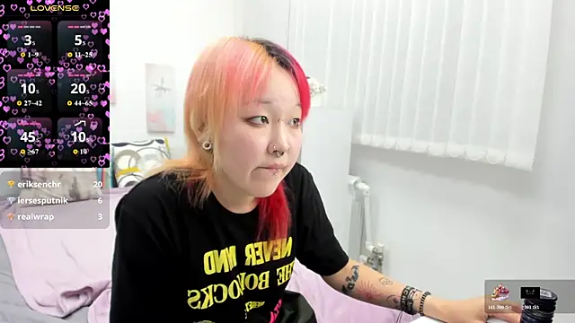 Cute__Kiko webcam