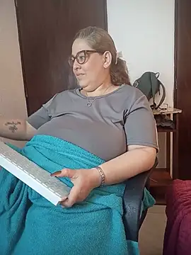 Kataleyamilf69_ webcam