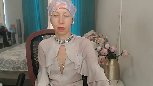 LuxuryNika