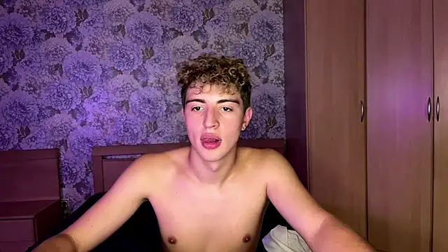 AlfredSweet webcam