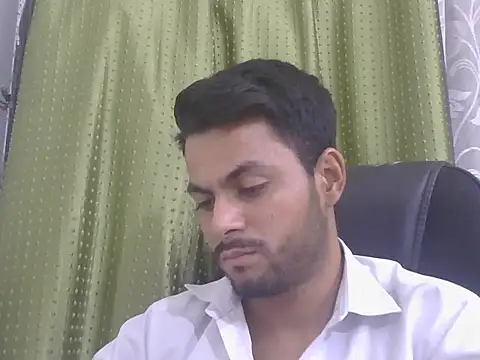 Stubborndesiboy webcam