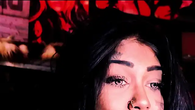 indian_dreamgirl webcam