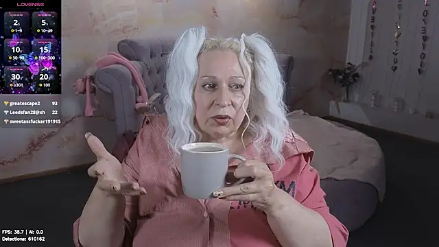Penelope_Pinky webcam