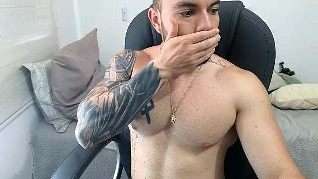 Isaac_Carter webcam