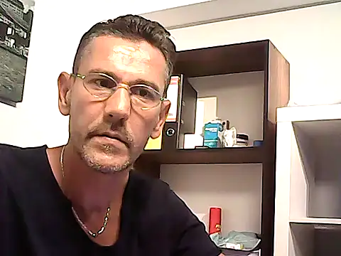 mastercharisma35 webcam