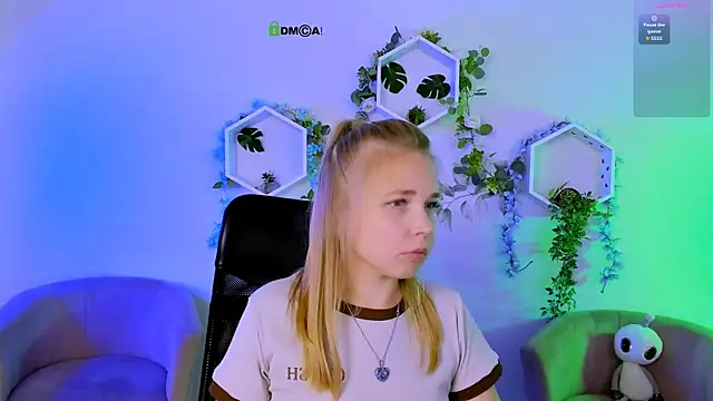 olivia_kit webcam