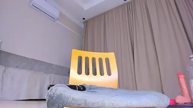Cherrypie_001 webcam