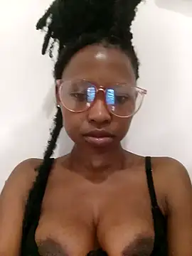 Sweethoneypot25 webcam
