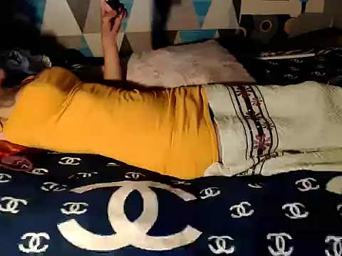 Trish_CurveCock webcam