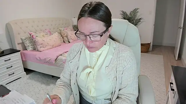 Vika73 webcam