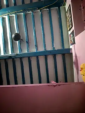 cute_riya_11 webcam