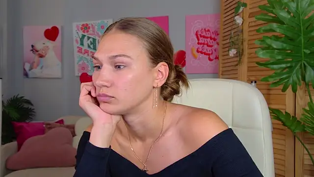 Sweet_Emilya webcam