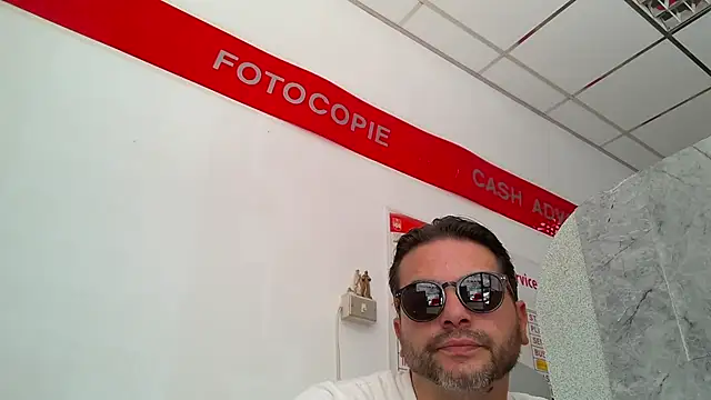 sexoffice83 webcam