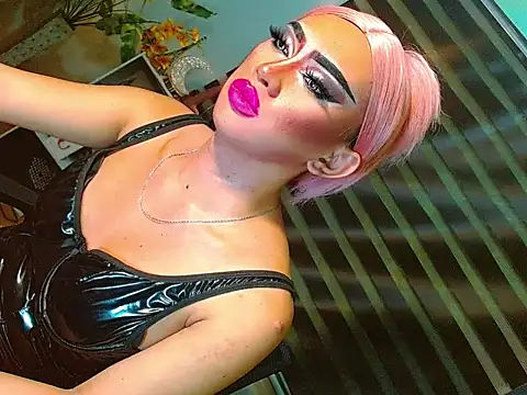 HOLLYWOOD_QUEEN_88 webcam