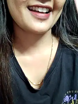 Wild-janvi live cam on StripChat