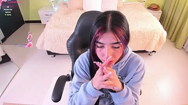 Celeste_Rous__ webcam