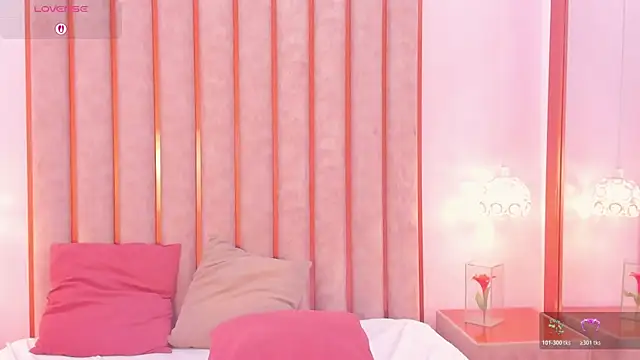 Zoe_Monrow webcam