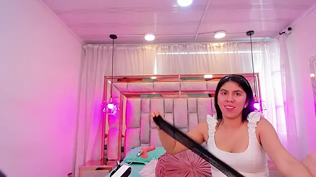 LiliGreyy webcam