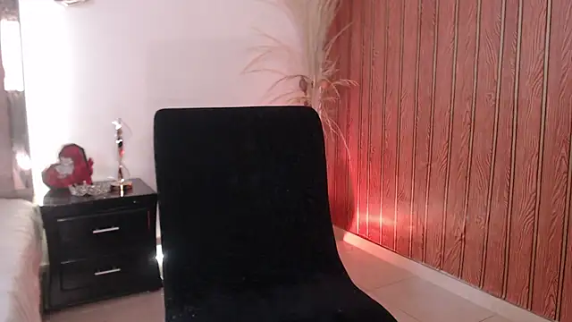 AGATHAA_WHITE webcam