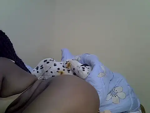 SweetMelodyy1 live cam on StripChat