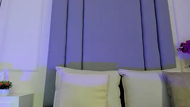 CannelaSmith Live Web Cam Show