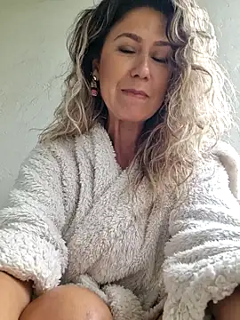 CelynaRoss Live Web Cam Show