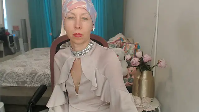 LuxuryNika