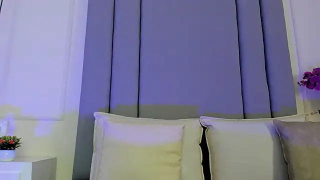 CannelaSmith webcam